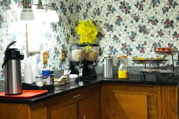 BUDGET INN CORNING (Corning)